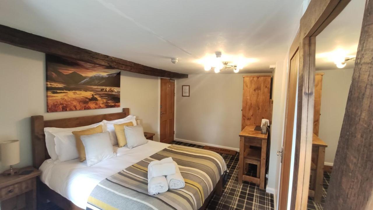 The Boot Inn Экстерьер фото